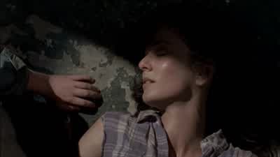 Carl, give me your hands. - The Walking Dead