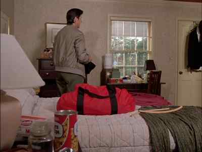 Carl, it's Police
Sergeant Tom Jarrow. - Murder, She Wrote