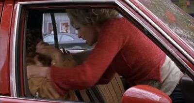 Carla Carla Your knee is in my coochie Get off - Connie and Carla