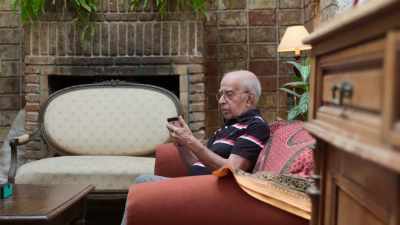 Carlos!
Would you like a cheese sandwich? - Stories of a Generation - with Pope Francis