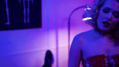 Carly, I need to come, like, - Now Apocalypse