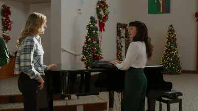 Carly? - Time for Her to Come Home for Christmas
