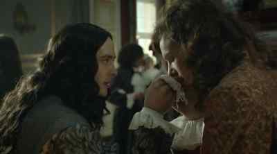 Carmelite and lavender. - Versailles