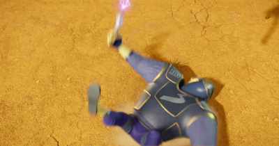 -[Carmen] Juni!
-[Juni grunts] - Spy Kids: Mission Critical