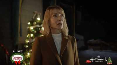 Carol-Anne, thank you so much
for your help tonight. - Heart of the Holidays