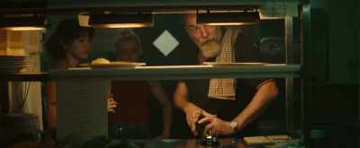 Carol will give youse a bell
when it's done. - The Royal Hotel