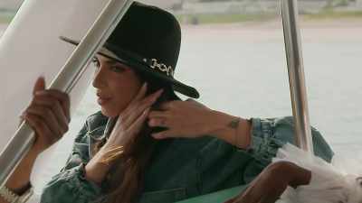 ♪ Caroline - The Real Housewives of Dubai
