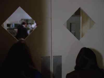 (Carpenter)
Okay, boys, gather around.' - Lois & Clark: The New Adventures of Superman