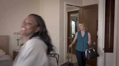[carrie chuckles] - Hall Pass Nightmare