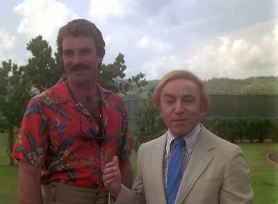 Carrie, wait a second.
I thought you'd Iike to meet Magnum. - Magnum, P.I.