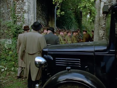 Carry on. - Agatha Christie's Poirot
