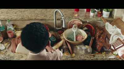 [cars honking] - Don't Tell Mom the Babysitter's Dead