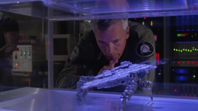 (Carter) That glass is acid-resistant, - Stargate SG-1