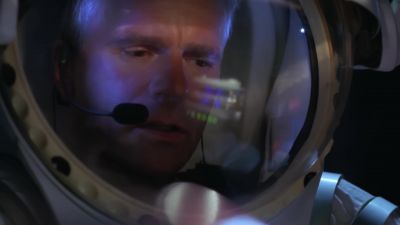 Carter. They're all yellow. - Stargate SG-1