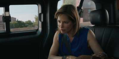 - Casey?
- But she didn't listen. - Clifford the Big Red Dog