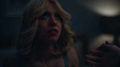 Cassie. Look. - Euphoria