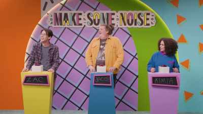 (cast laughing) - Make Some Noise