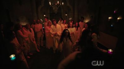 Catch her, please. - Riverdale