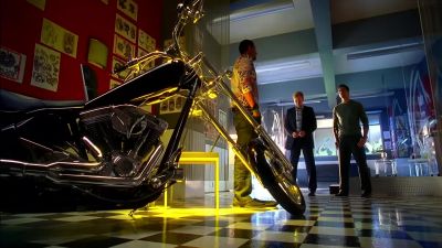 Catch you later, Carlos. - CSI: Miami