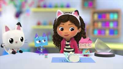 CatRat,
do you want to put on the last piece? - Gabby's Dollhouse