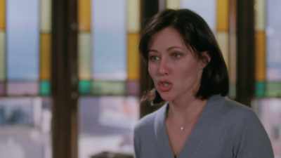 ♪ Caught in the middle of it ♪ - Charmed