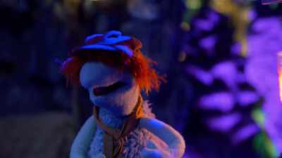 'Cause every time
That the lights start dimming - Fraggle Rock: Back to the Rock