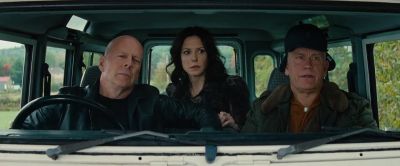 'Cause I called her
and told her we were coming. - RED 2