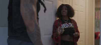 'Cause I did what I had to
do to put clothes on her back - South Side Hero