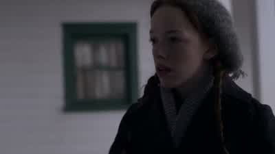 - 'Cause I knew you'd lose your head. - Anne with an E
