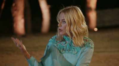 'Cause I know you've called
several people, - The Real Housewives of Dubai
