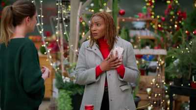 'Cause if we don't
come up with a solution fast, - Meet Me Under the Mistletoe