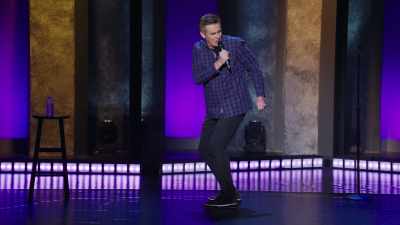 Ce, glumeşti? Glumeşti. Bine." - Brian Regan: Nunchucks and Flamethrowers