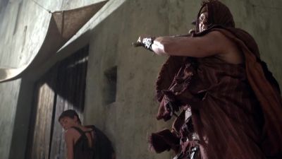 Cease him! - Spartacus