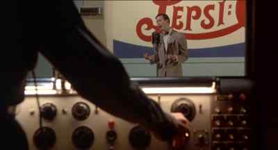 Ceil and Abe's daughter Ruthie
had her own favorite program. - Radio Days