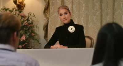 Céline, you sing a lot about love,
obviously. - Love Again