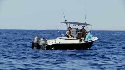 [cell phone ringing] - Deadliest Catch: Bloodline