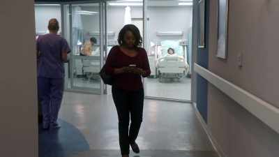 [Cell phone rings] - Tyler Perry's The Oval