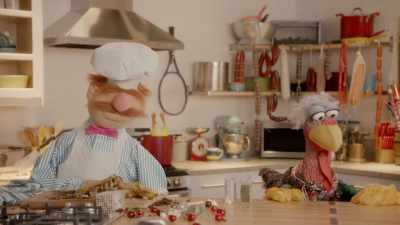 -(CELL PHONE VIBRATES)
-Hmm. (CLEARS THROAT) - Muppets Now