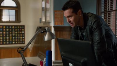 [cell phone vibrates] - Chicago P.D.