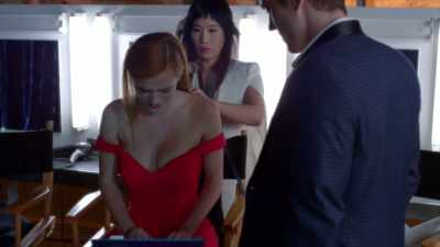[cell phone vibrating] - Famous in Love