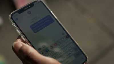 [cell phone whooshes] - Betty