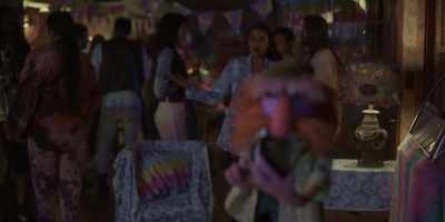 (CELL PHONES CLICKING) - The Muppets Mayhem
