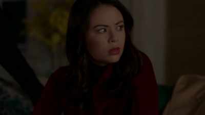 [cell phones ringing] - Pretty Little Liars: The Perfectionists