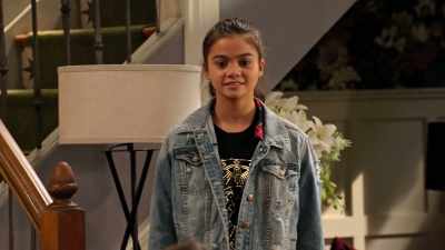 [cellphone buzzes] - No Good Nick