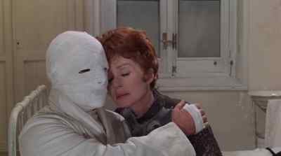 CESAR: Shortly afterward... - Murders in the Rue Morgue