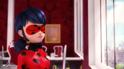 C'est étrange, les pigeons volent dans la même direction. - Miraculous: Tales of Ladybug & Cat Noir