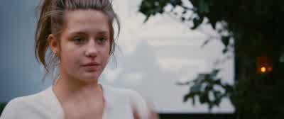 - C'est magnifique! - Blue Is the Warmest Color