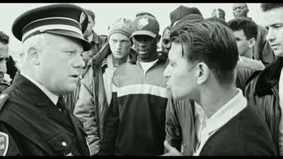 Ceux qui veulent rester restent. - La Haine