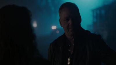 (chains clattering) - Queen of the South