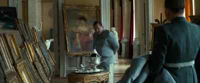 Champagne... very nice. - The Monuments Men